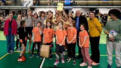 Dívčí olympiáda: 900 děvčat, 118 týmů a 10 různých soutěžních disciplin